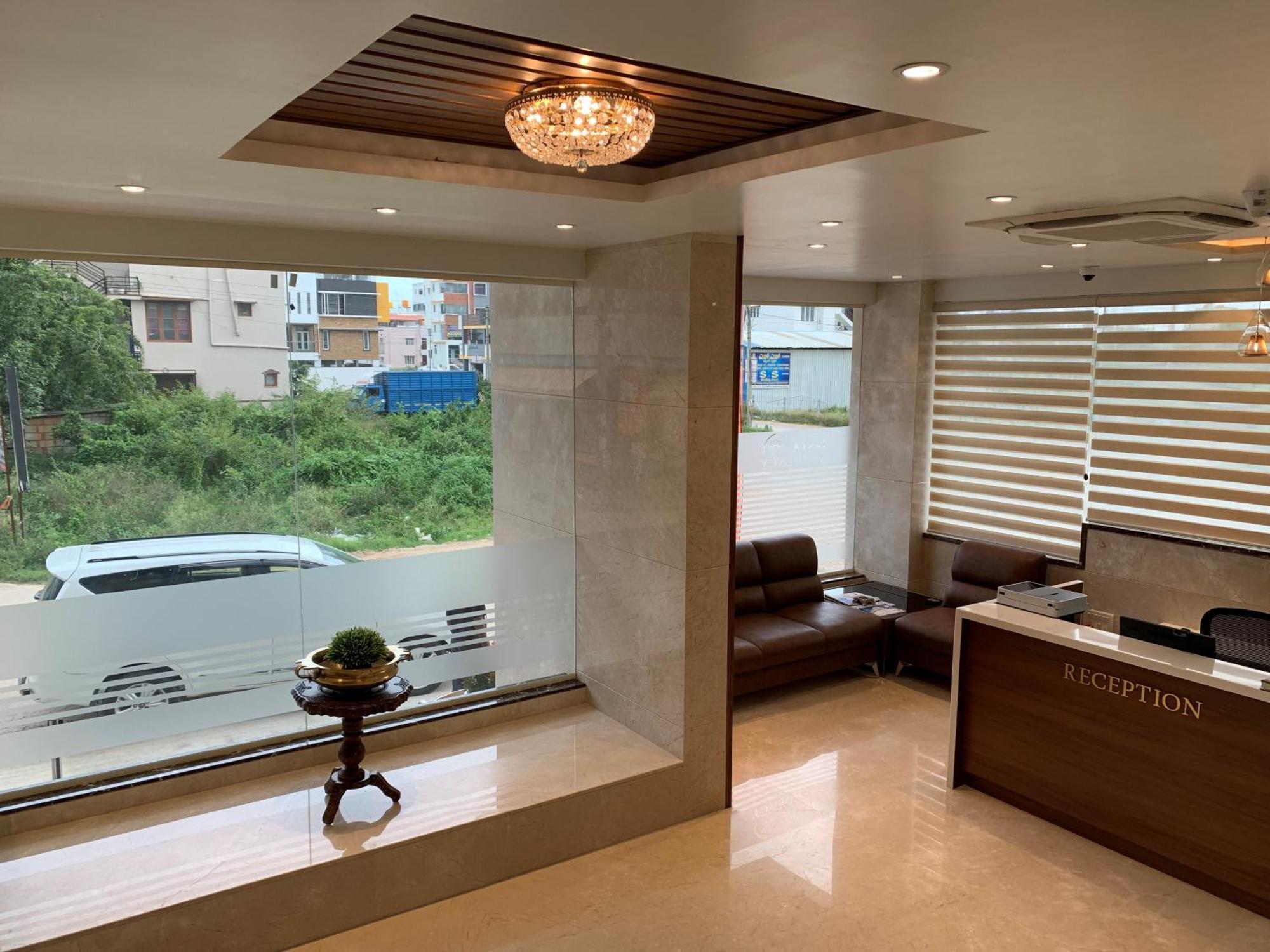 Jesta Residency Hotel Hassan Exterior foto